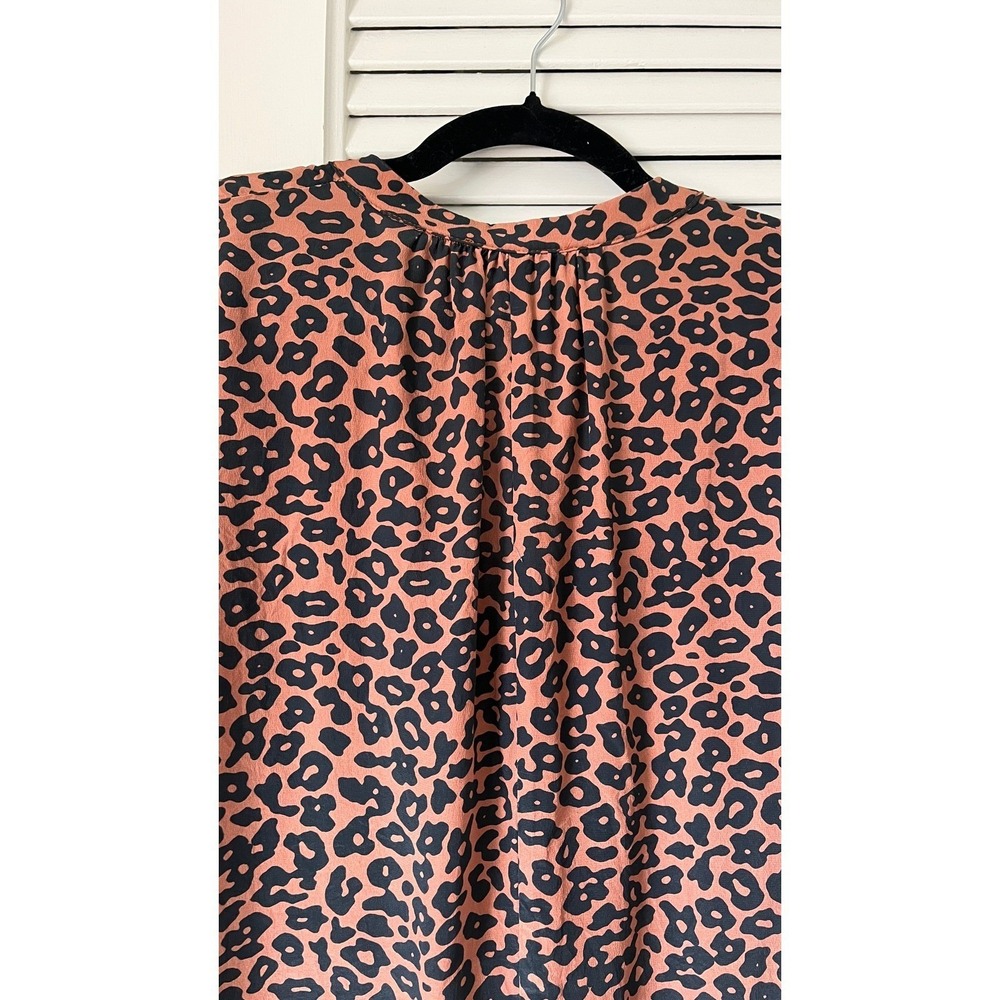 Amour Vert Renata Leopard Print Silk Blouse Cap Sleeve Split-Neck Blouse Sz S - Picture 6 of 10